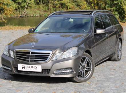 Mercedes-Benz - E-class