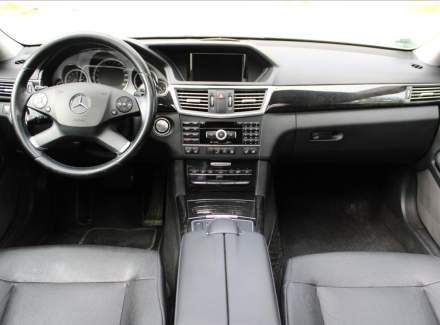 Mercedes-Benz - E-class