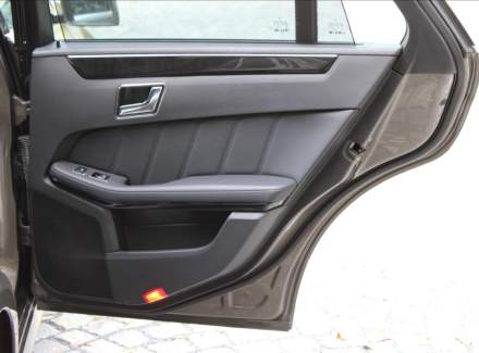 Mercedes-Benz - E-class