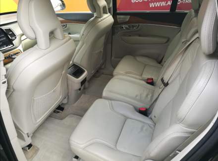 Volvo - XC90