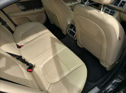 Jaguar - XF