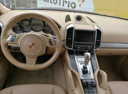 Porsche - Cayenne