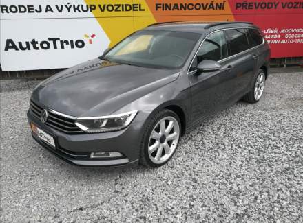 Volkswagen - Passat