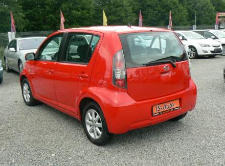 Daihatsu - Sirion