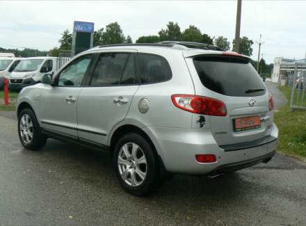 Hyundai - Santa FE