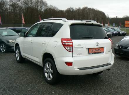 Toyota - RAV 4