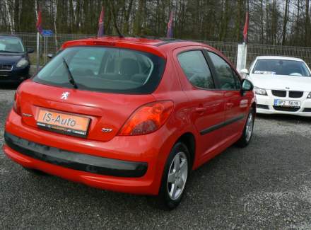 Peugeot - 207