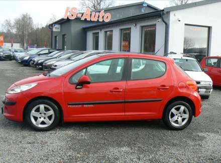 Peugeot - 207