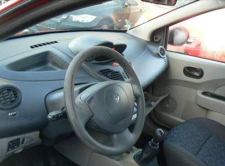 Renault - Twingo