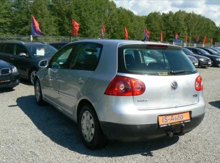 Volkswagen - Golf