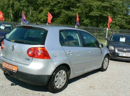 Volkswagen - Golf