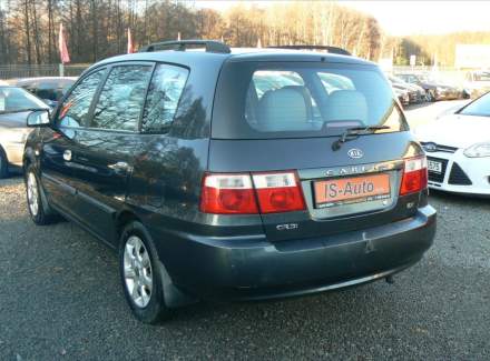 Kia - Carens