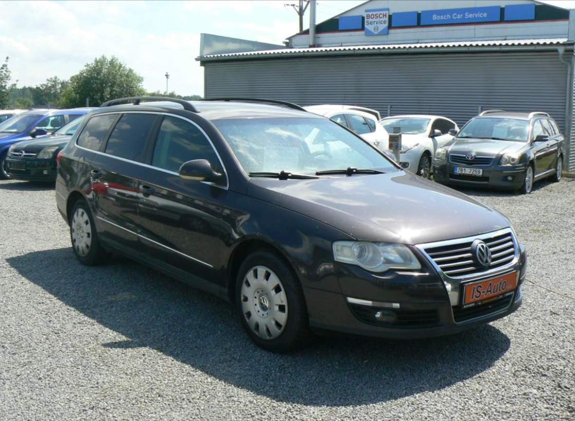 Volkswagen - Passat