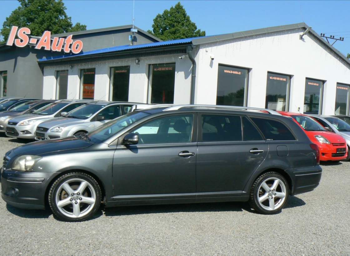 Toyota - Avensis