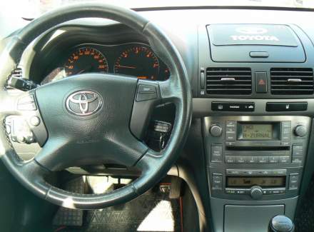 Toyota - Avensis