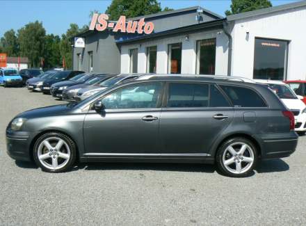 Toyota - Avensis