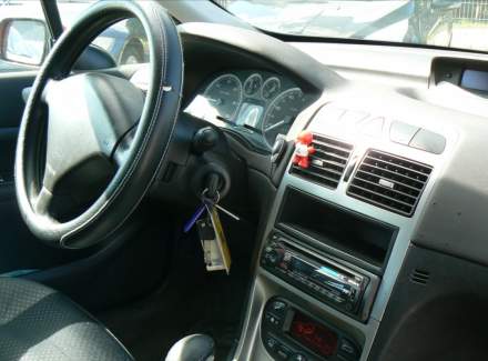 Peugeot - 307
