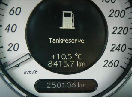 Mercedes-Benz - E-class