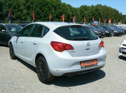 Opel - Astra