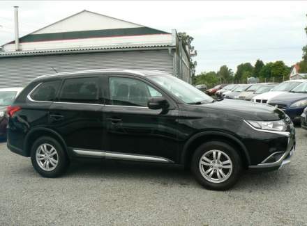 Mitsubishi - Outlander