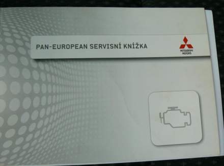 Mitsubishi - Outlander