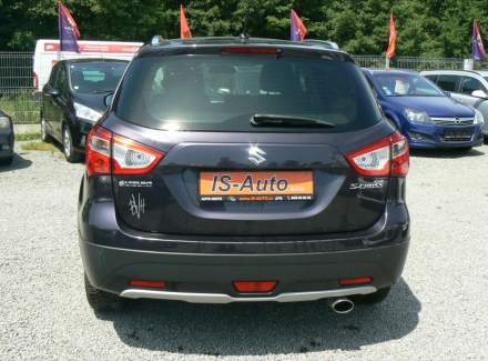 Suzuki - SX4