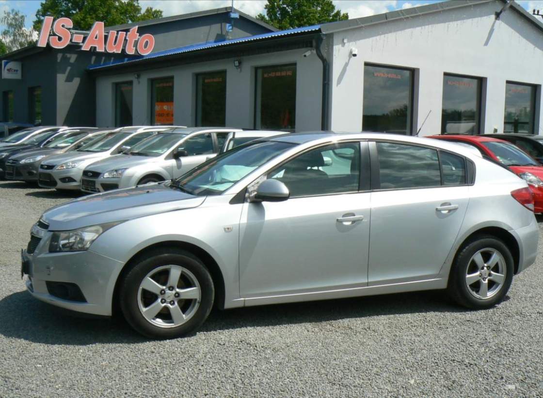 Chevrolet - Cruze