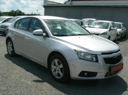 Chevrolet - Cruze