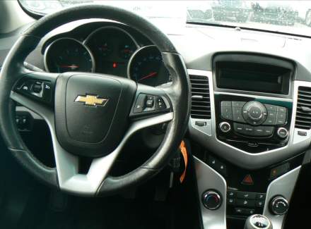 Chevrolet - Cruze