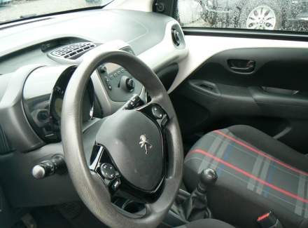Peugeot - 108