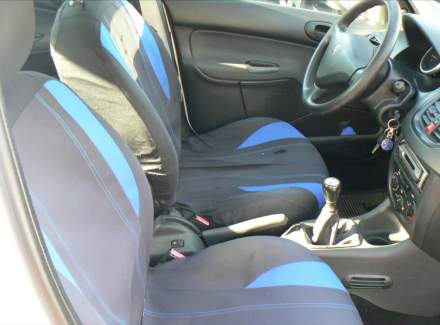 Peugeot - 206