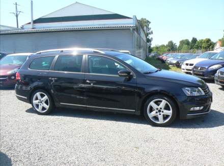 Volkswagen - Passat