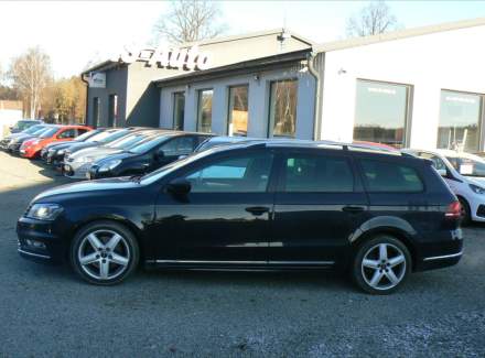 Volkswagen - Passat