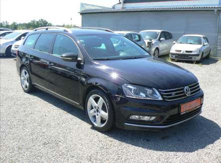 Volkswagen - Passat