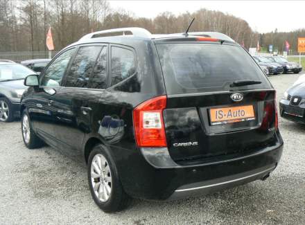 Kia - Carens