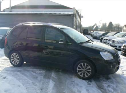 Kia - Carens
