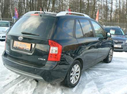 Kia - Carens