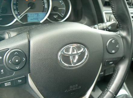 Toyota - Auris