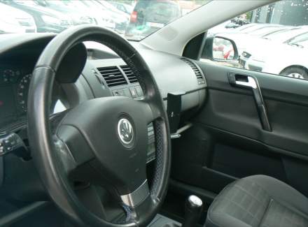 Volkswagen - Polo