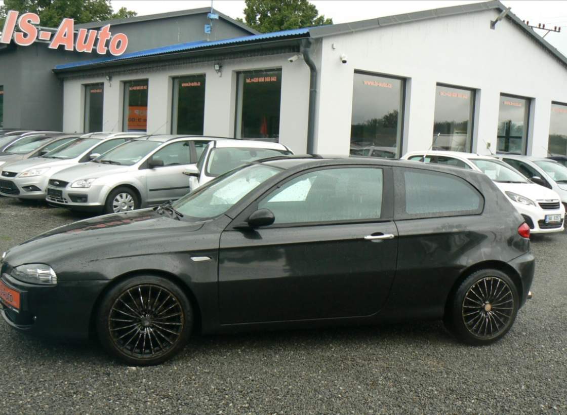 Alfa Romeo - 147
