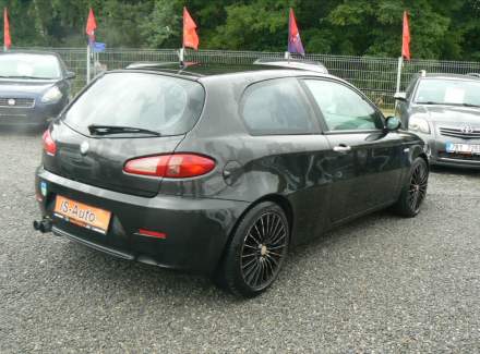 Alfa Romeo - 147