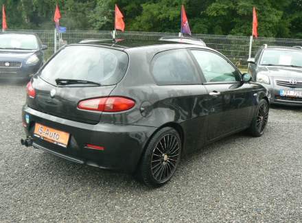 Alfa Romeo - 147