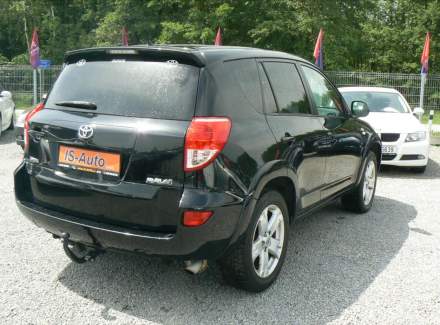 Toyota - RAV 4