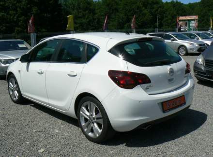 Opel - Astra