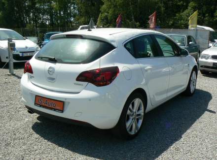 Opel - Astra