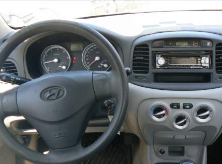 Hyundai - Accent
