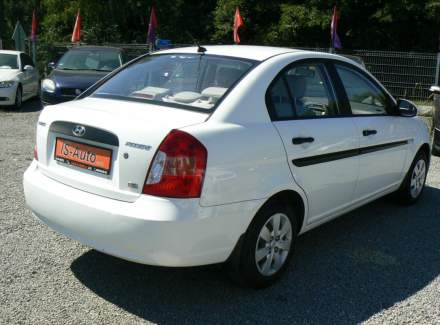 Hyundai - Accent