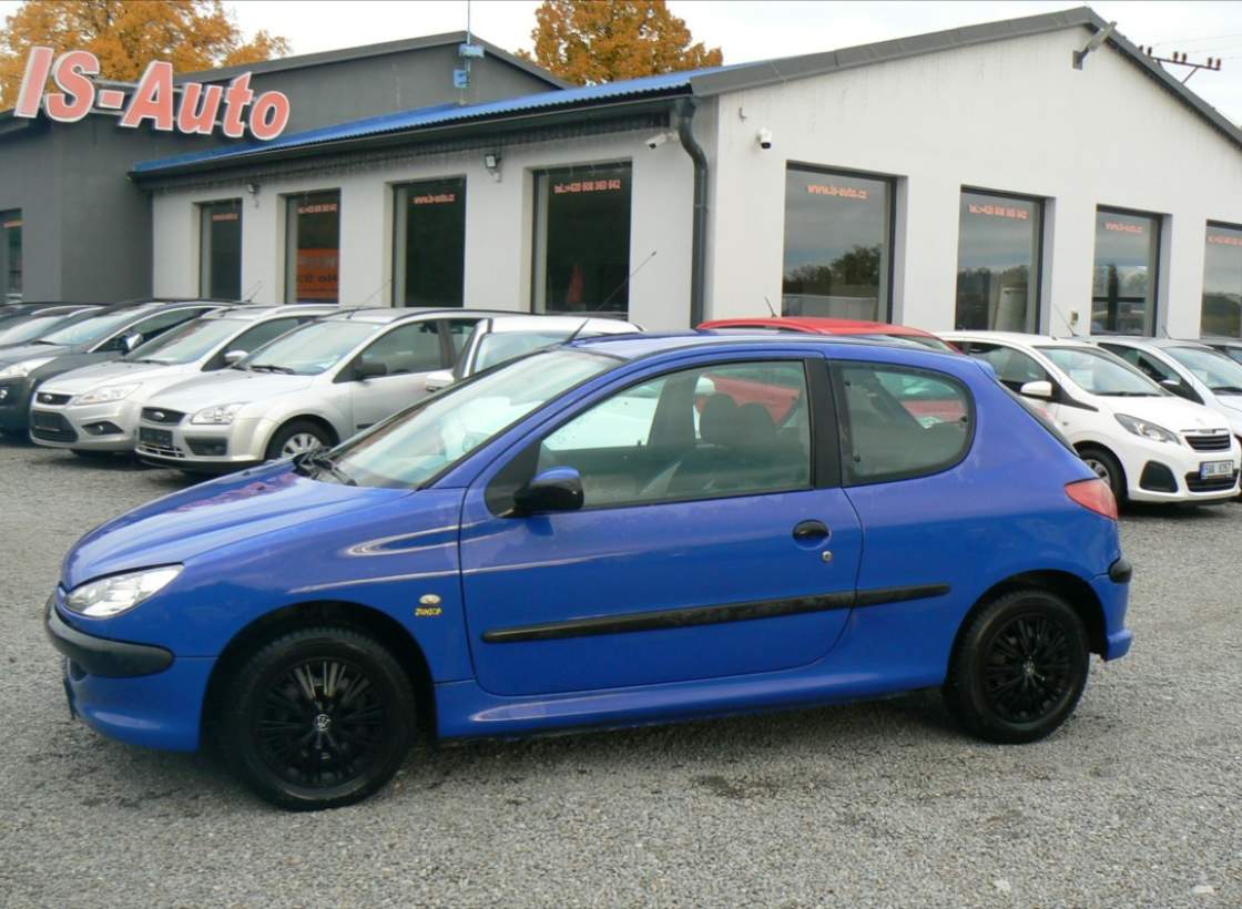 Peugeot - 206