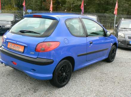 Peugeot - 206