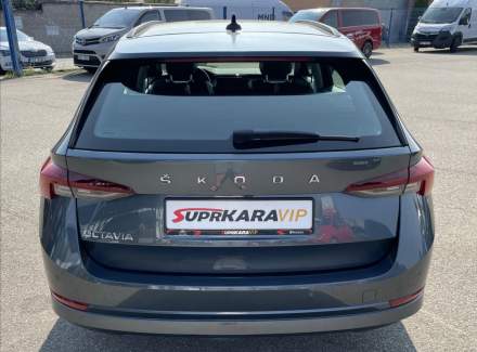 Škoda - Octavia